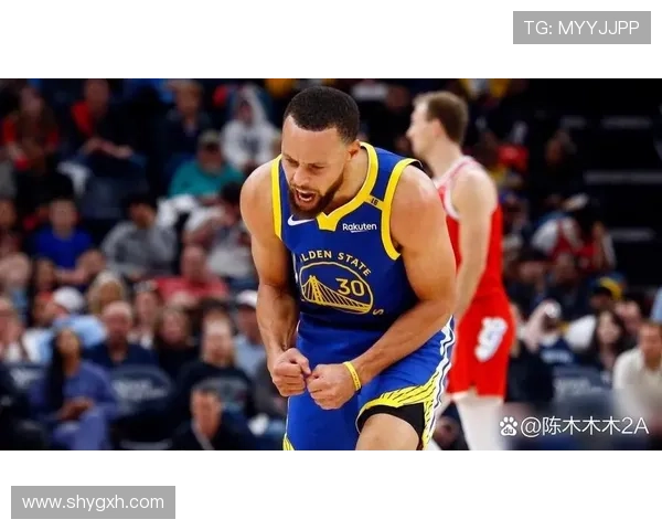 勇士队核心球员库里伤愈复出率队击败湖人，助力球队重返西部前四